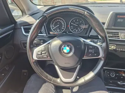 BMW 216 Gran Tourer 2018 - 17350 EUR, 130769 km - AUTO.MOTO.pt - 130769km - foto 21 de 26