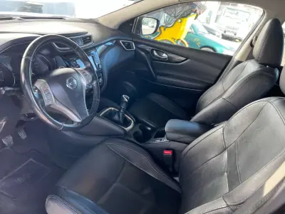 Nissan Qashqai 2015 - 14500 EUR, 187200 km - AUTO.MOTO.pt - 187200km - foto 9 de 14