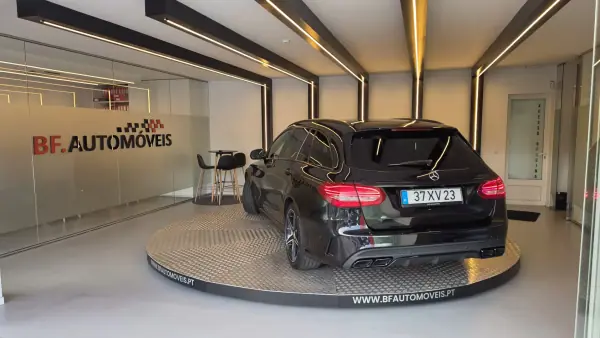 Mercedes-Benz C 220 2015 — foto 3 de 62