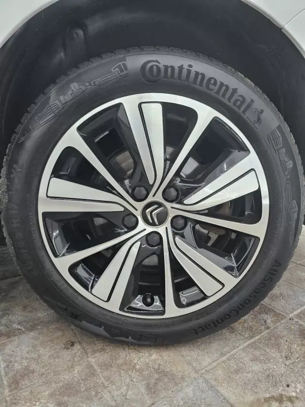 Citroën C4 Grand Picasso 2018 - 13650 EUR, 245556 km - AUTO.MOTO.pt - 245556km - foto 43 de 43