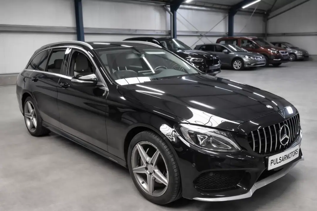 Mercedes-Benz C 200 2015 - 18900 EUR, 184417 km - AUTO.MOTO.pt - 184417km - foto 3 de 9