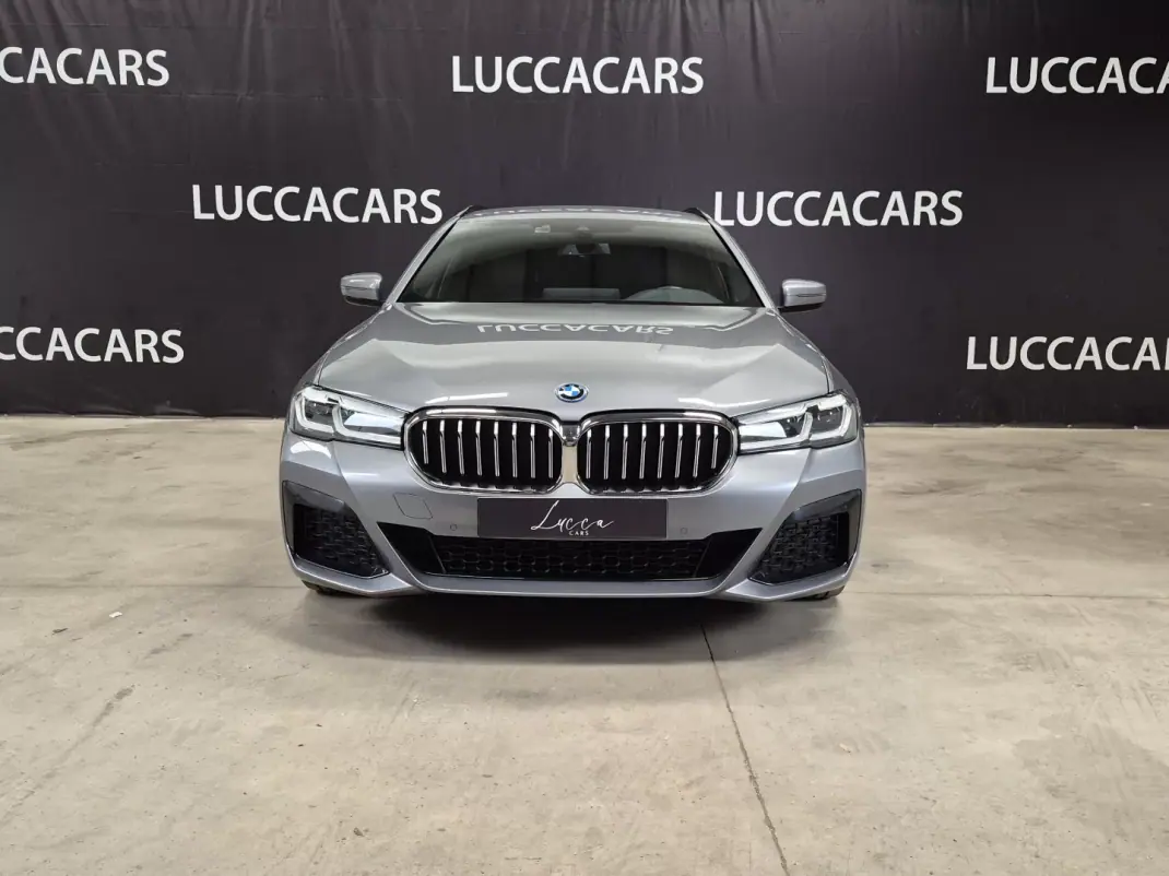 BMW 530e 2023 - 45990 EUR, 32272 km - AUTO.MOTO.pt - 32272km - foto 2 de 38