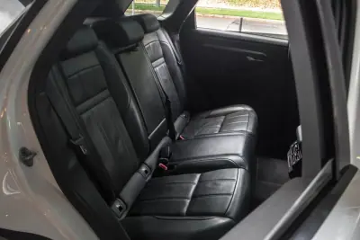 Land Rover Range Rover Evoque 2020 - 32990 EUR, 129590 km - 129590km - foto 27 de 38