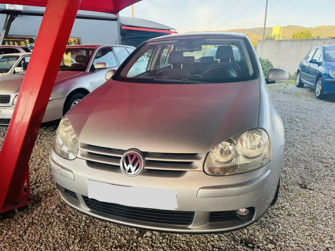 Volkswagen Golf 2007 - 6500 EUR, 200000 km - AUTO.MOTO.pt - 200000km - foto 1 de 3