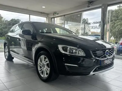 Volvo V60 Cross Country 2016 - 19490 EUR, 165000 km - foto 4 de 28