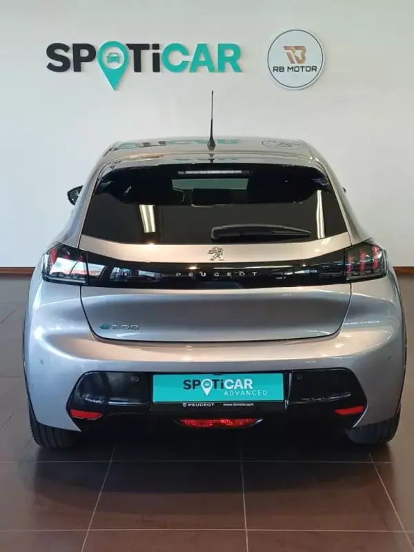 Peugeot 208 2023 - 20500 EUR, 24150 km - AUTO.MOTO.pt - 24150km - foto 29 de 45