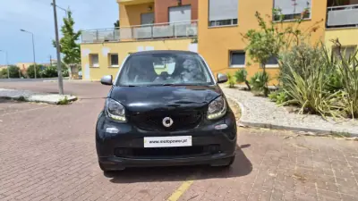 Smart ForTwo 2018 - 13980 EUR, 20000 km - foto 5 de 10