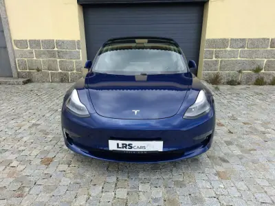 Tesla Model 3 2021 - 43640km