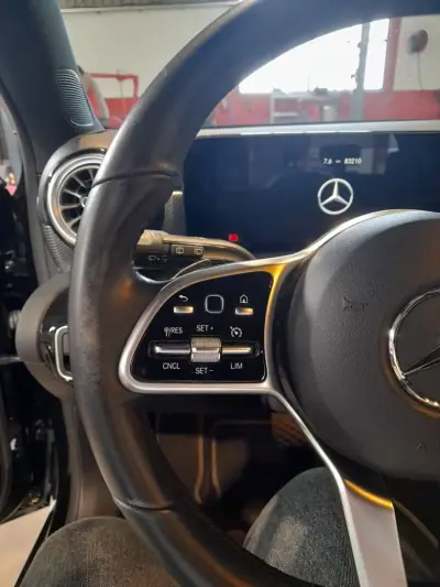 Mercedes-Benz A 250e 2021 - 25490 EUR, 83210 km - AUTO.MOTO.pt - 83210km - foto 13 de 17