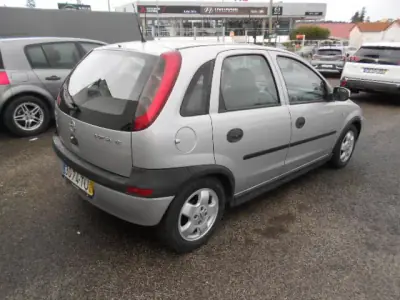 Opel Corsa 2002 - 3500 EUR, 0 km - AUTO.MOTO.pt - foto 6 de 12