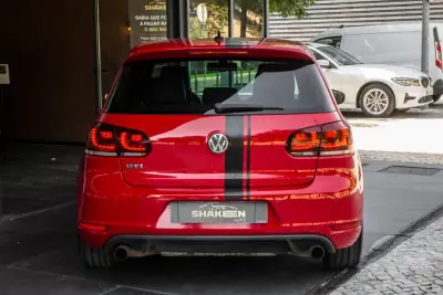 Volkswagen Golf 2011 - 14750 EUR, 178107 km - AUTO.MOTO.pt - 178107km - foto 9 de 35