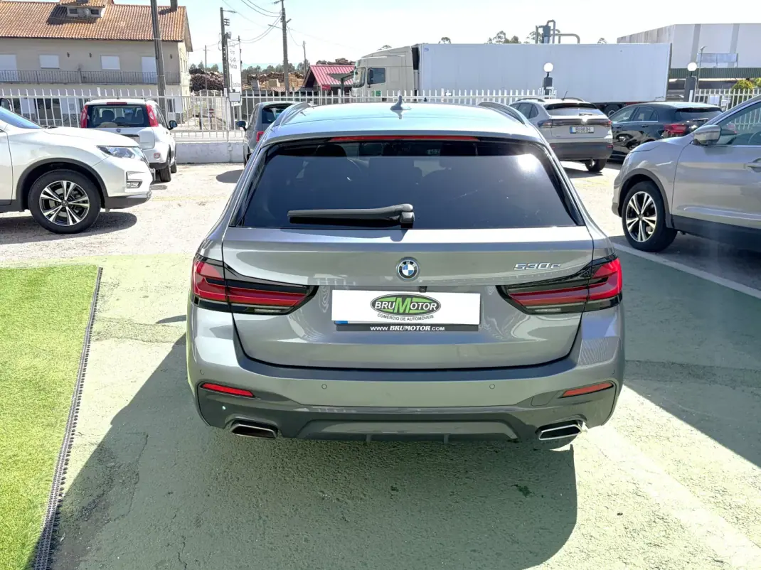 BMW 530 2022 - 35900 EUR, 82233 km - AUTO.MOTO.pt - 82233km - foto 4 de 20