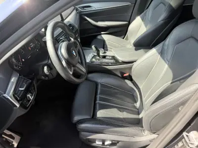 BMW 520 2019 - 33900 EUR, 85000 km - AUTO.MOTO.pt - 85000km - foto 10 de 13