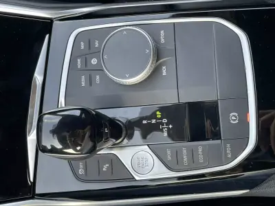 BMW 320 2022 - 34900 EUR, 136000 km - AUTO.MOTO.pt - 136000km - foto 9 de 14