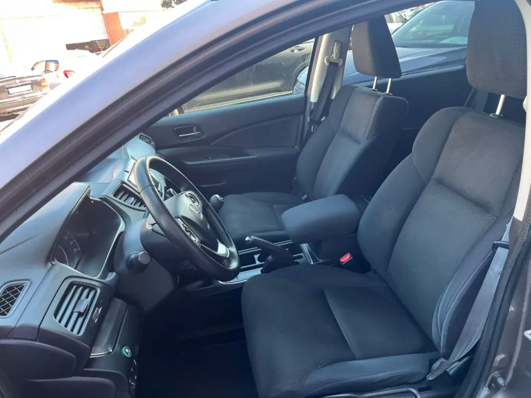 Honda CR-V 2018 - 19500 EUR, 112000 km - AUTO.MOTO.pt - 112000km - foto 11 de 20