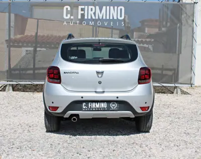 Dacia Sandero 2018 - 10400 EUR, 35110 km - AUTO.MOTO.pt - 35110km - foto 6 de 24
