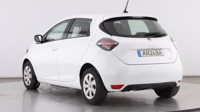 Renault Zoe 2021 - 14950 EUR, 139568 km - AUTO.MOTO.pt - 139568km - foto 5 de 16