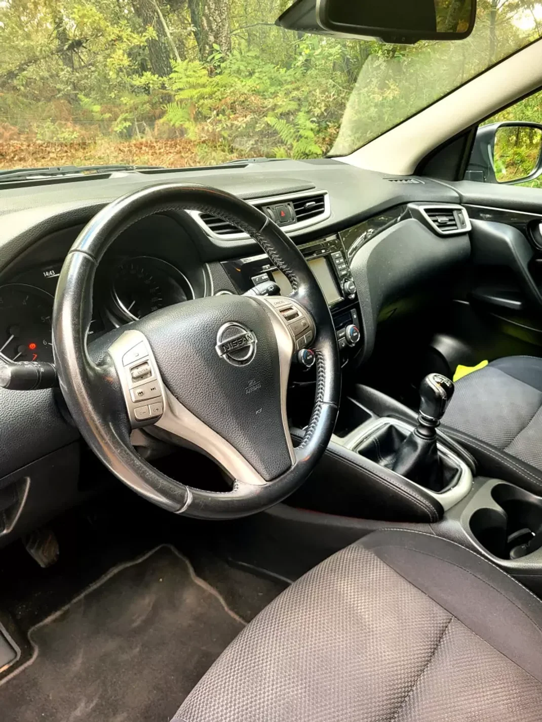 Nissan Qashqai 2016 - 15990 EUR, 153000 km - AUTO.MOTO.pt - 153000km - foto 17 de 24