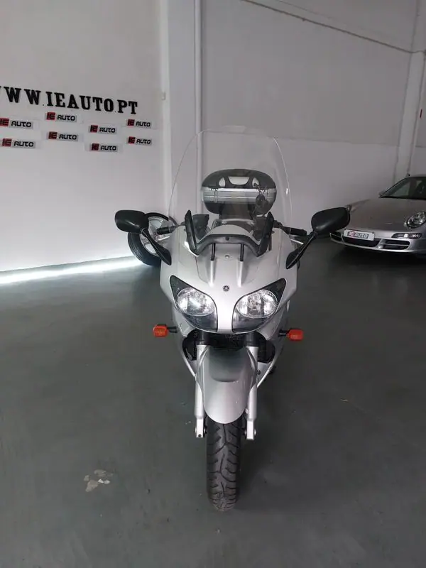 Yamaha FJR 1300ES 2003 - 5490 EUR, 111480 km - AUTO.MOTO.pt - 111480km - foto 9 de 13