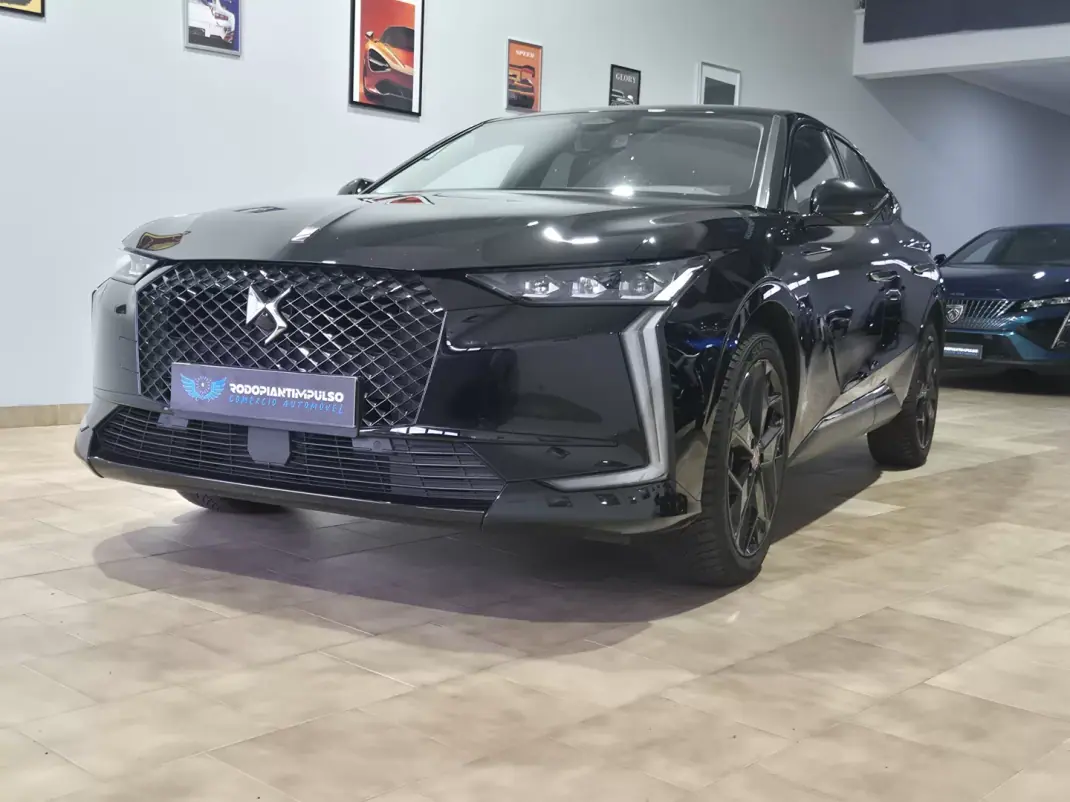 DS DS4 2022 - 29000 EUR, 60000 km - AUTO.MOTO.pt - 60000km - foto 1 de 37