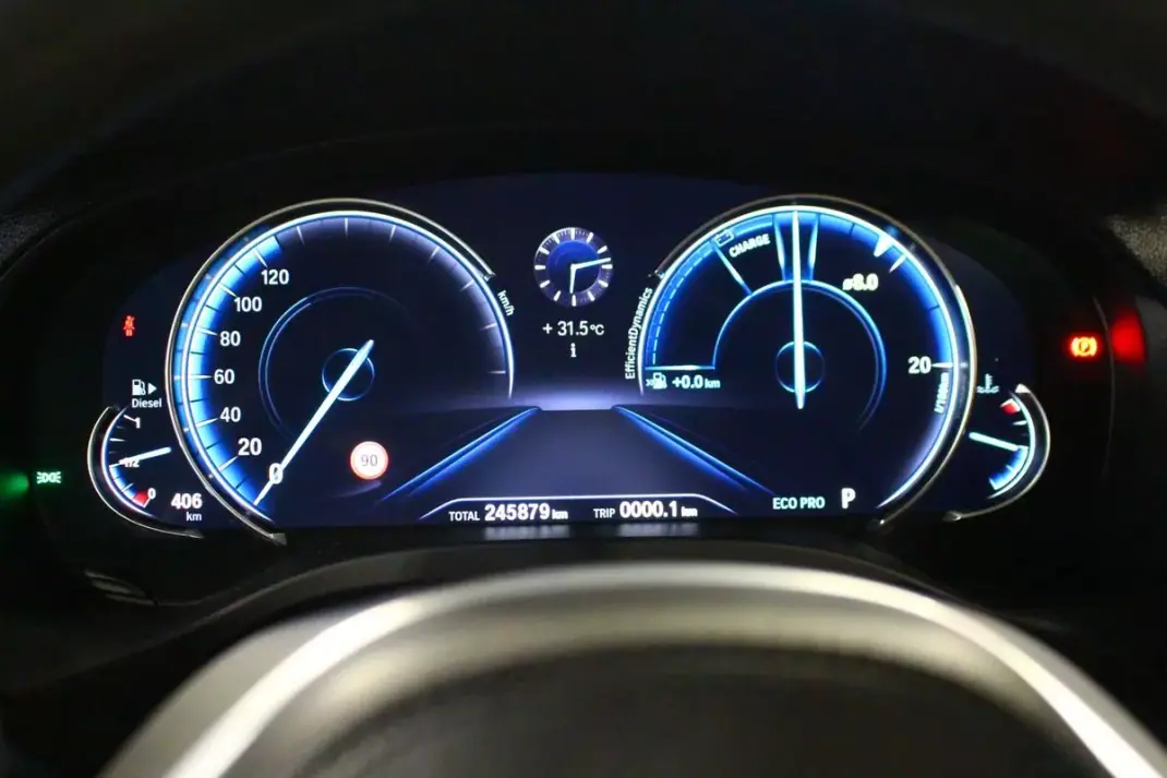 BMW X4 2018 - 28900 EUR, 245000 km - 245000km - foto 22 de 41