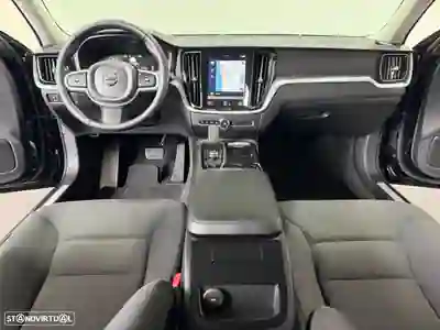 Volvo V60 2021 - 25990 EUR, 82125 km - AUTO.MOTO.pt - 82125km - foto 5 de 51