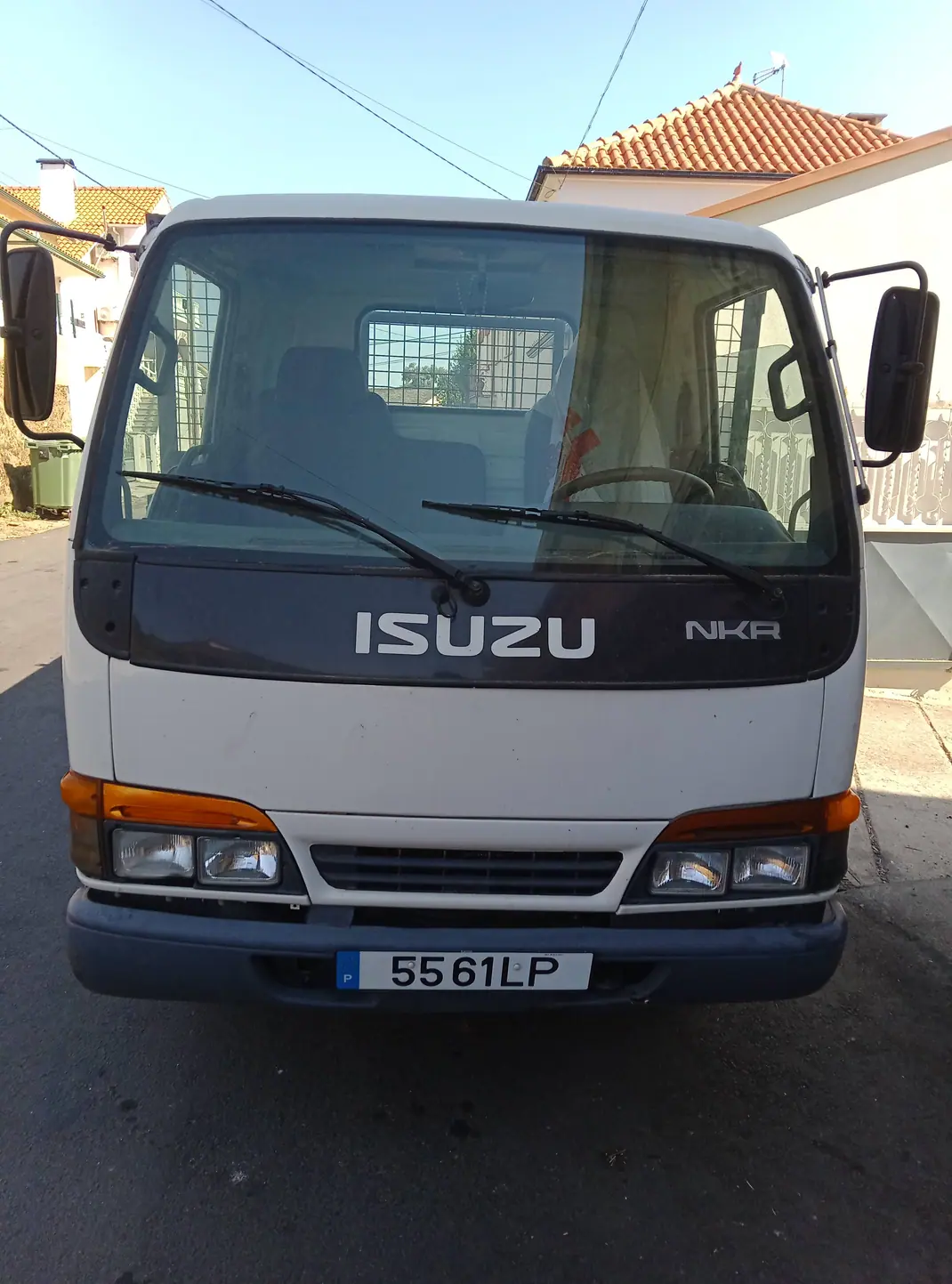 Isuzu NKR 1998 - 8500 EUR, 257000 km - 257000km - foto 2 de 6