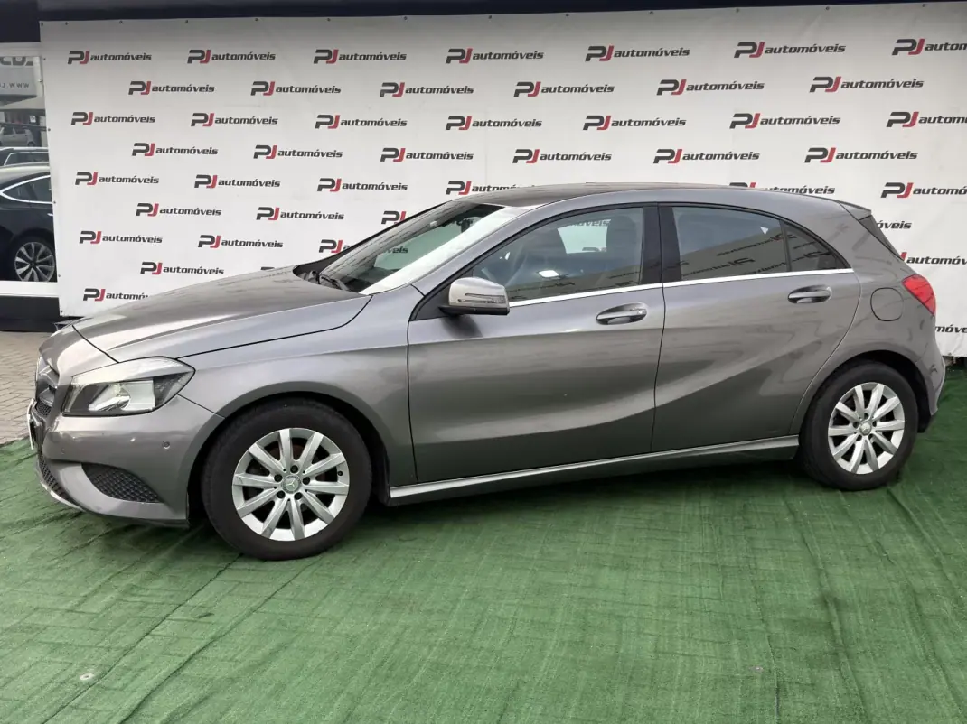 Mercedes-Benz A 180 2015 - 15990 EUR, 159668 km - AUTO.MOTO.pt - 159668km - foto 2 de 7