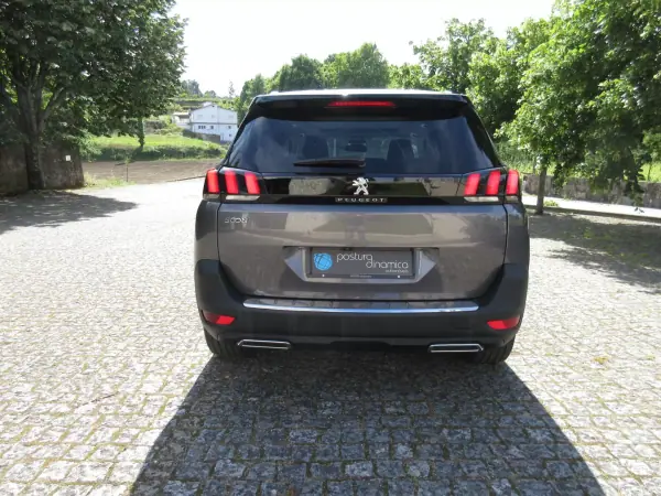 Peugeot 5008 2017 - 20490 EUR, 161000 km - AUTO.MOTO.pt - 161000km - foto 8 de 57
