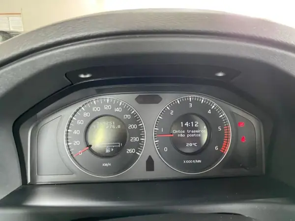 Volvo S80 2007 - 7500 EUR, 369251 km - AUTO.MOTO.pt - 369251km - foto 25 de 33