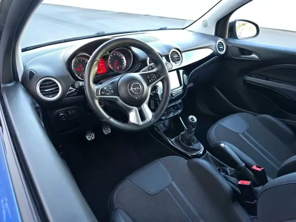 Opel Adam 2019 - 10900 EUR, 38000 km - AUTO.MOTO.pt - 38000km - foto 14 de 36