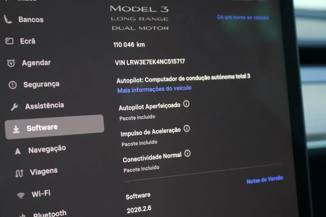Tesla Model 3 2022 - 28990 EUR, 110500 km - AUTO.MOTO.pt - 110500km - foto 7 de 10