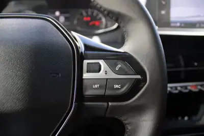 Peugeot 208 2023 - 16999 EUR, 96737 km - AUTO.MOTO.pt - 96737km - foto 27 de 34