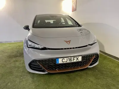 Cupra Born 2024 - 28450 EUR, 41000 km - AUTO.MOTO.pt - 41000km - foto 4 de 31