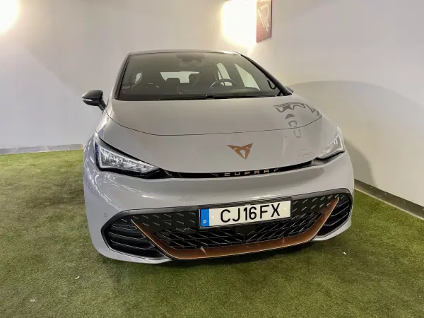 Cupra Born 2024 - 28450 EUR, 41000 km - AUTO.MOTO.pt - 41000km - foto 4 de 31