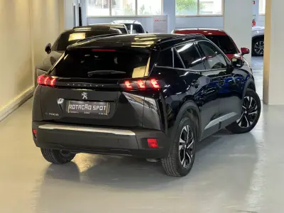 Peugeot e-2008 2020 - 18990 EUR, 50000 km - AUTO.MOTO.pt - 50000km - foto 3 de 51