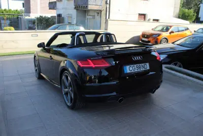 Audi TT Roadster 2015 - 23990 EUR, 151000 km - AUTO.MOTO.pt - 151000km - foto 1 de 36