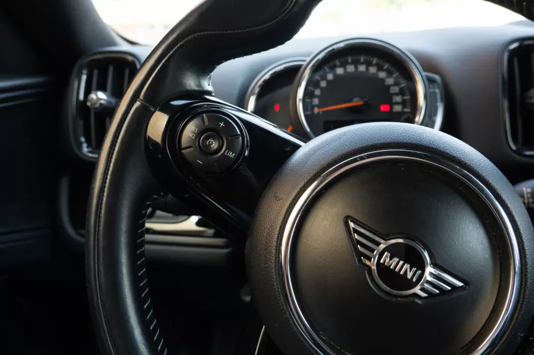 MINI Countryman 2019 - 20500 EUR, 162230 km - AUTO.MOTO.pt - 162230km - foto 14 de 24