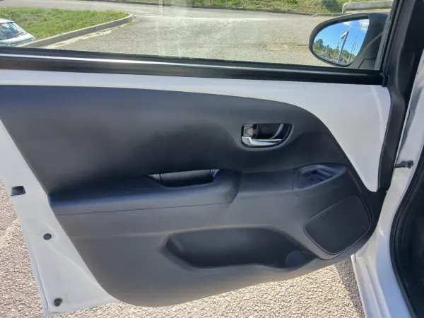 Citroën C1 2018 - 8960 EUR, 70600 km - AUTO.MOTO.pt - 70600km - foto 18 de 23