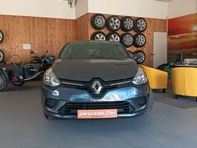Renault Clio 2017 - 12900 EUR, 58000 km - AUTO.MOTO.pt - 58000km - foto 2 de 17