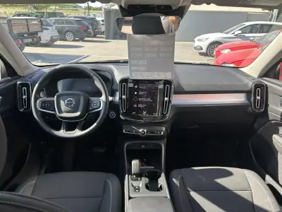 Volvo XC 40 2022 - 27947 EUR, 57500 km - AUTO.MOTO.pt - 57500km - foto 14 de 20