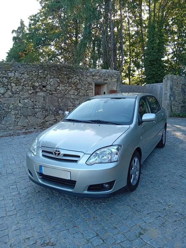 Toyota Corolla 1.4 D-4D Sol 2005 Diesel — 232 900 km · Aveiro Toyota Corolla 2005