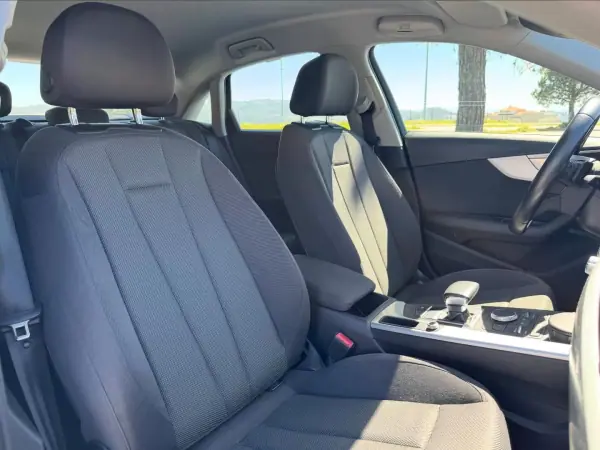 Audi A4 2018 - 18950 EUR, 256000 km - AUTO.MOTO.pt - 256000km - foto 11 de 14