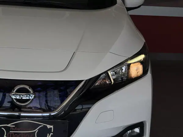 Nissan Leaf 2020 - 12990 EUR, 129004 km - AUTO.MOTO.pt - 129004km - foto 5 de 21