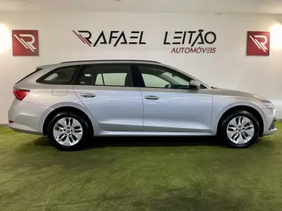 Skoda Octavia Break 2022 — foto 5 de 34