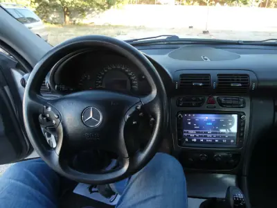 Mercedes-Benz C 220 2001 - 6750 EUR, 399999 km - AUTO.MOTO.pt - 399999km - foto 21 de 21