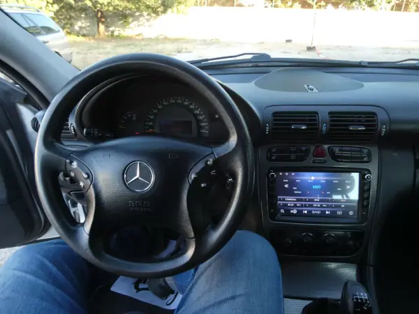 Mercedes-Benz C 220 2001 - 6750 EUR, 399999 km - AUTO.MOTO.pt - 399999km - foto 21 de 21