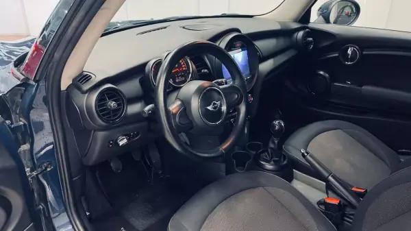 MINI One 2014 - 10990 EUR, 229990 km - AUTO.MOTO.pt - 229990km - foto 12 de 36