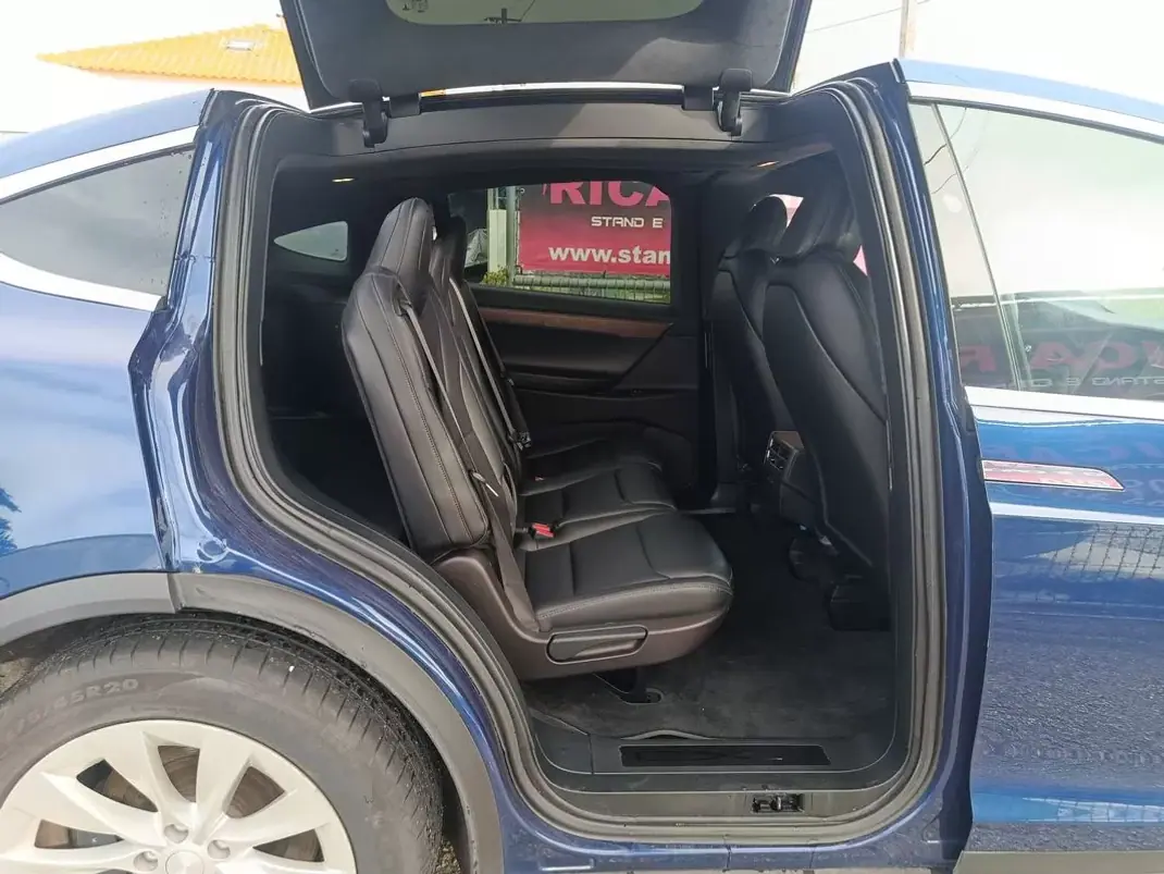 Tesla Model X 2020 - 45500 EUR, 85990 km - AUTO.MOTO.pt - 85990km - foto 8 de 38
