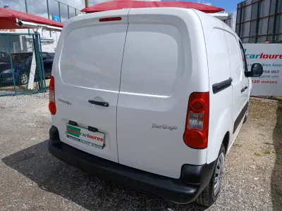 Citroën BERLINGO 1.6 HDI 600 C/AC 2010 - 8750 EUR, 54679 km - AUTO.MOTO.pt - 54679km - foto 10 de 23